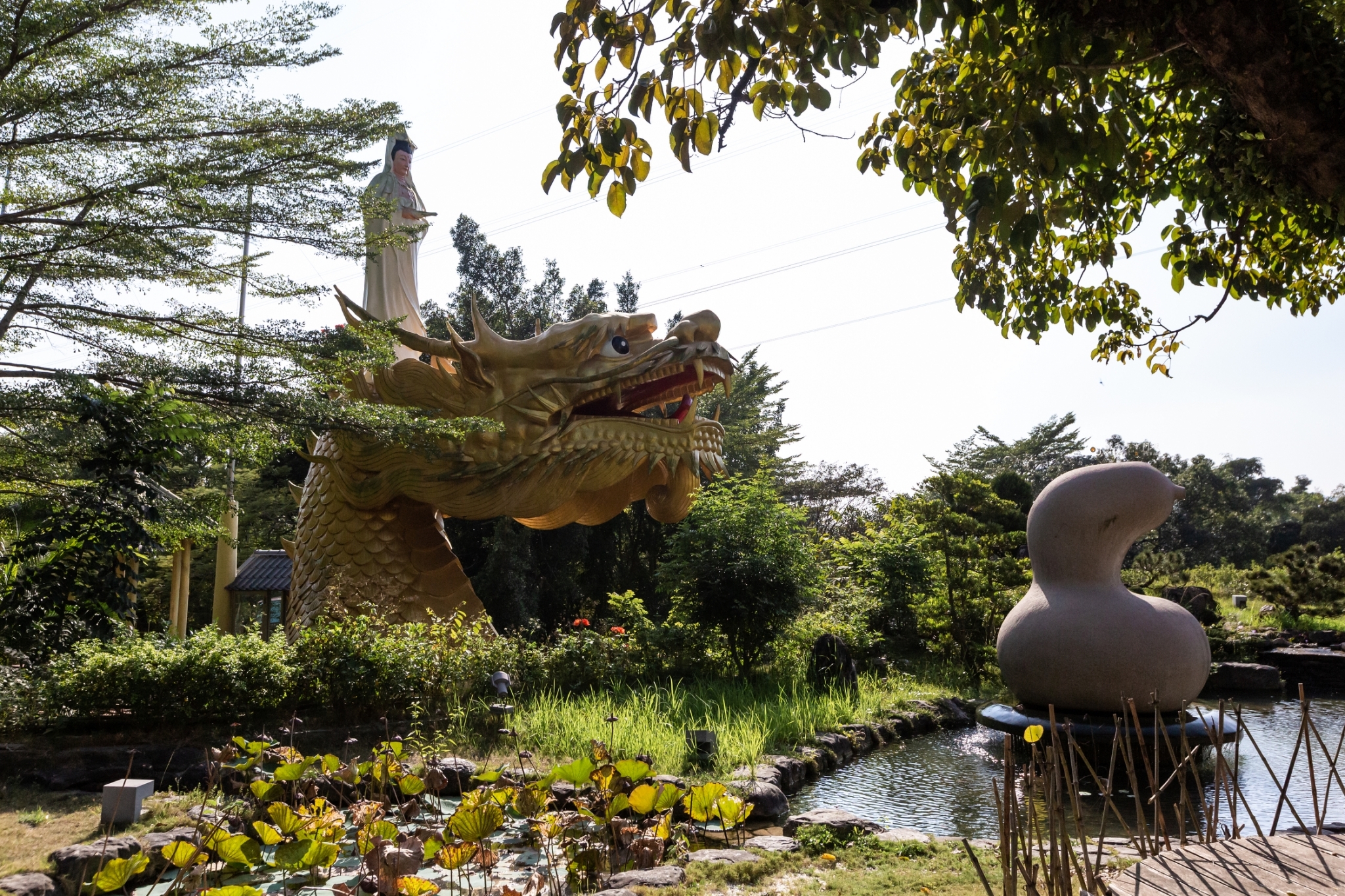 [台南景點]IG爆紅台版吳哥窟  楠西萬佛寺 小普陀山禪修公園 2023開放預約參觀 台南必訪絕美景點超好拍 @城市少女阿璇