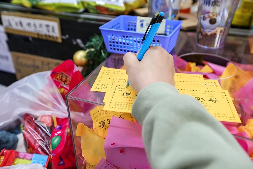 台南永康夾娃娃機推薦，夾舖子遊樂園，商品超多超好夾！大人小孩都會愛，復華夜市旁24hr全年無休，服務人員超親切 @城市少女阿璇