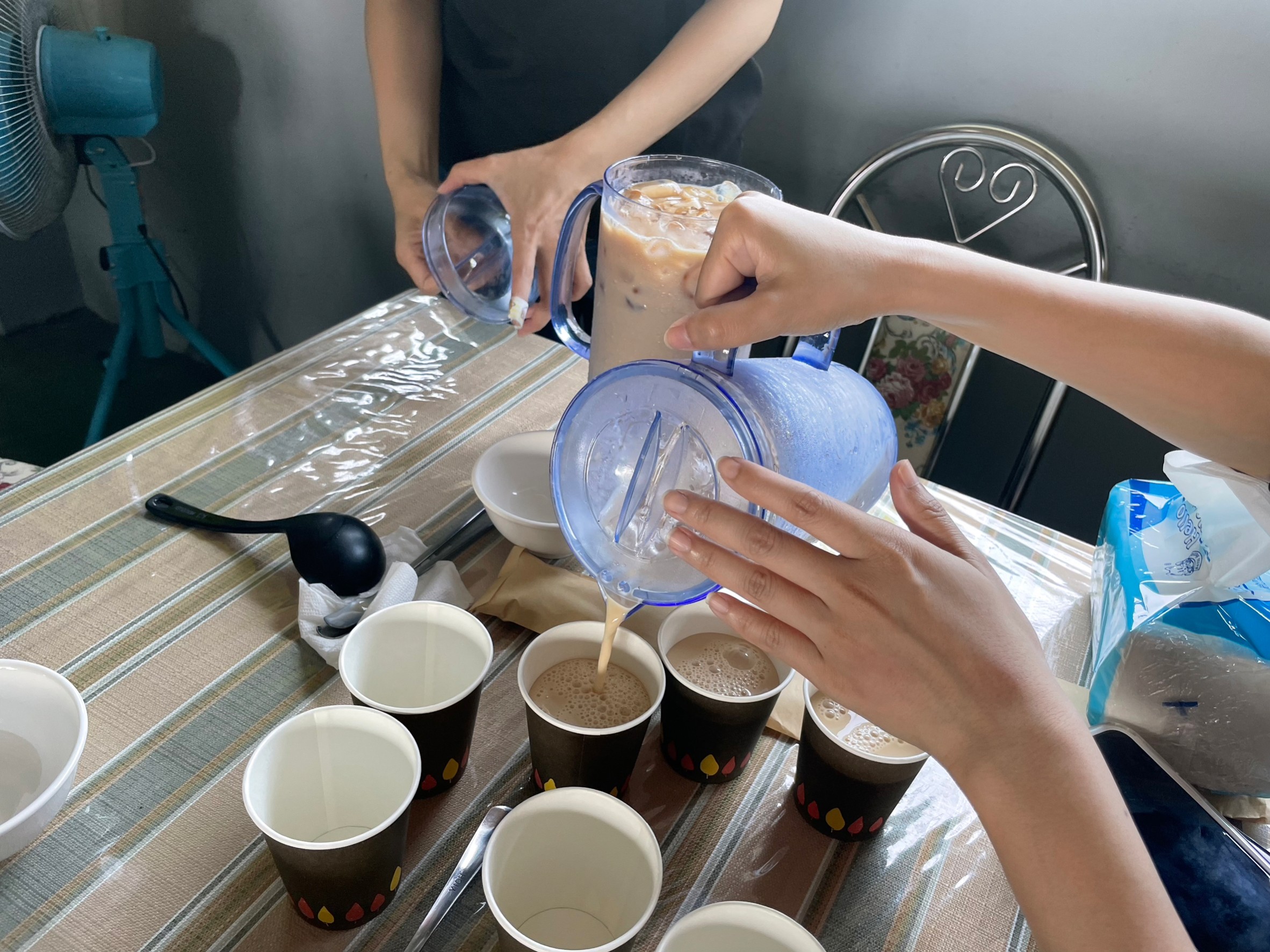 [台南美食]超隱密安南區美食，必點爆量蚵仔麵線，大碗公粉圓冰，古早味家常菜，浮誇好拍又好吃｜椰庭景觀餐廳 @城市少女阿璇