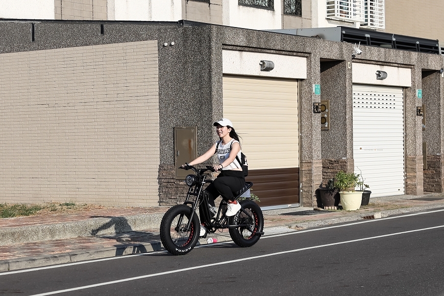 超質感美型電輔車 CyberCycle Rhino犀牛美式越野胖胎車 強勁高續航 雙油壓碟煞 安全又好騎～ @城市少女阿璇