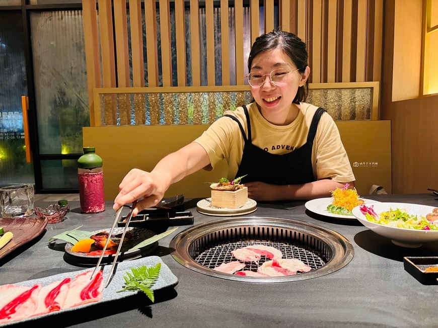 [新營美食]新營最新燒肉餐廳！日式燒肉質感空間，燒肉和副餐都很有水準，新營燒肉餐廳推薦｜焰遇燒肉 @城市少女阿璇