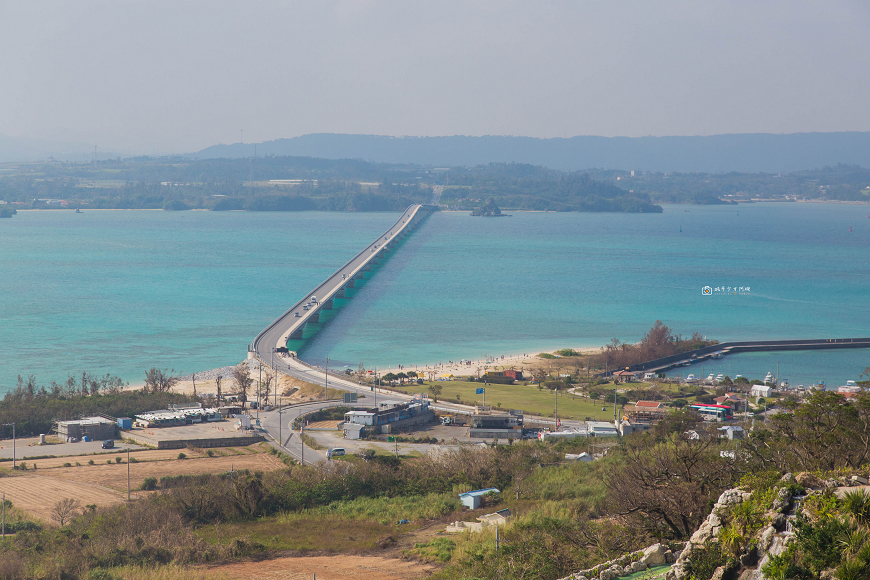 [日本旅遊]沖繩必訪景點   古宇利島一日遊攻略  古宇利海洋塔、古宇利心形岩、蝦蝦飯、古宇利大橋  絕美海景戀之島｜古宇利島推薦景點 @城市少女阿璇