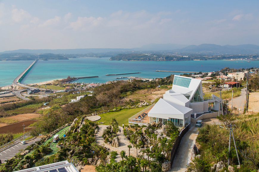 [日本旅遊]沖繩必訪景點   古宇利島一日遊攻略  古宇利海洋塔、古宇利心形岩、蝦蝦飯、古宇利大橋  絕美海景戀之島｜古宇利島推薦景點 @城市少女阿璇