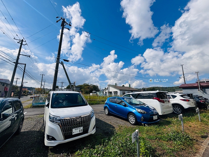 海鮮控必吃！北海道登別超澎派海鮮丼，北海道在地美食推薦，俗擱大碗～｜肴 雲丹まるひらMaruhira @城市少女阿璇