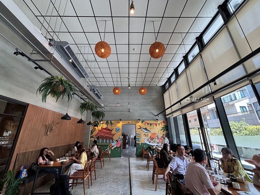 [台南美食]明亮挑高空間、座位多好用餐，友愛街巷弄的Q彈手工麵，聚餐推薦｜Dor,留手工義大利麵 @城市少女阿璇