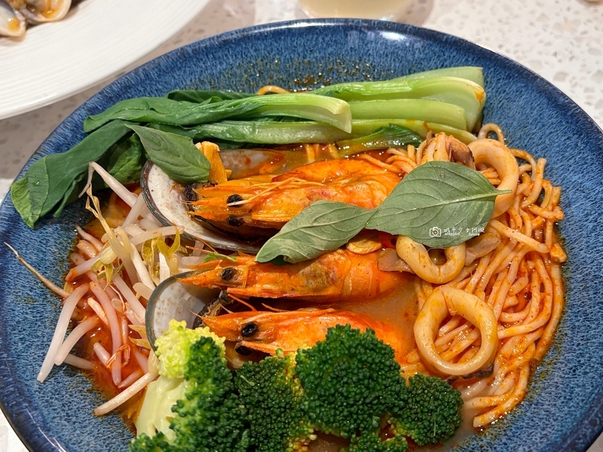 [台南美食]好拍又舒適的聚會空間，台南網美氛圍餐廳，每個角落都有小巧思｜我在cogitocafe52 @城市少女阿璇