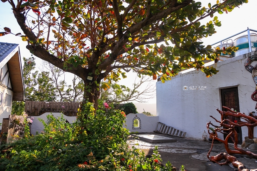 [屏東住宿]南洋風戶外大眾池體驗，多種溫泉SPA池，專屬美人湯與獨棟木屋｜茴香戀戀溫泉會館 ，屏東四重溪溫泉季 @城市少女阿璇