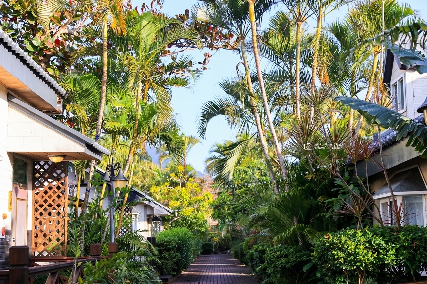 [屏東住宿]南洋風戶外大眾池體驗，多種溫泉SPA池，專屬美人湯與獨棟木屋｜茴香戀戀溫泉會館 ，屏東四重溪溫泉季 @城市少女阿璇