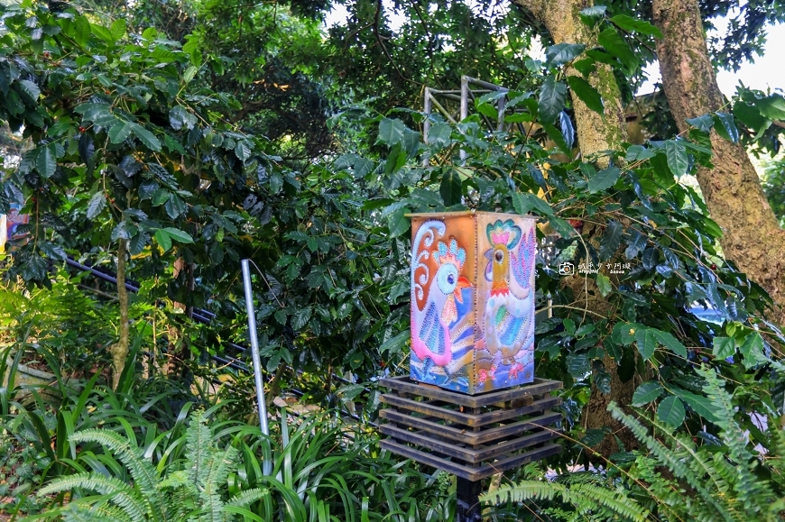 [台南旅遊]高人氣東山咖啡館，山巒美景一覽無遺，大鋤花間咖啡生態農場，東山175咖啡公路景觀餐廳推薦 @城市少女阿璇