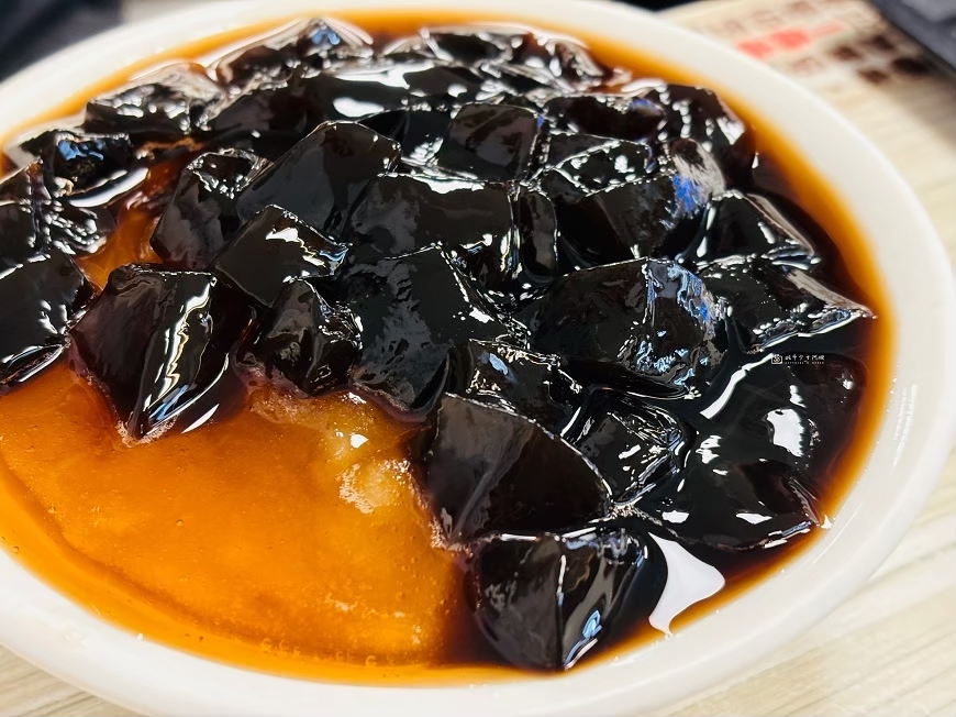 [台北美食]寧夏夜市排隊甜點，寧夏夜市甜品控必吃，寧夏夜市推薦美食地圖｜豆花莊 @城市少女阿璇