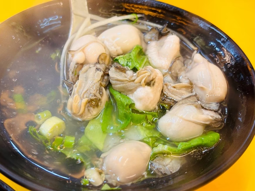 [台北美食]寧夏夜市必吃小吃，經典夜市美味蚵仔煎，寧夏夜市推薦｜蚵仔煎大王 @城市少女阿璇