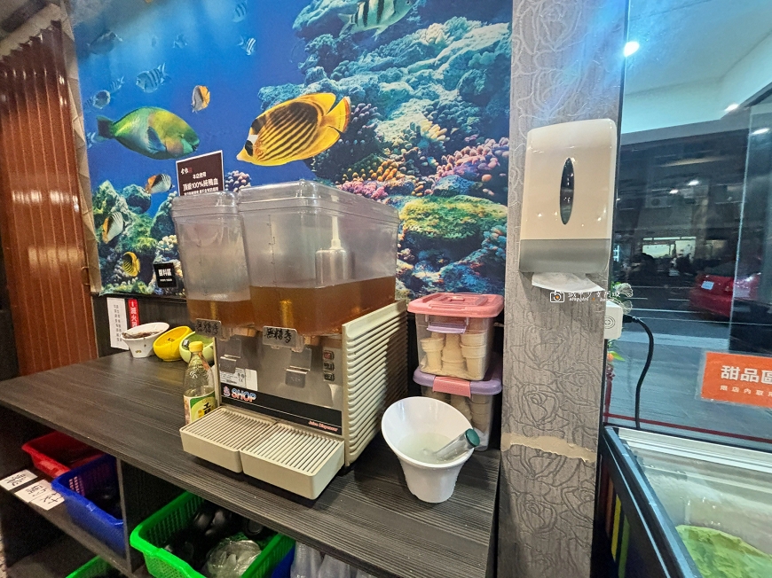 [台南美食]在地人也愛！環境好湯頭好，溫體豬溫體牛肉質軟嫩，價格超親民，飲料、白飯、冰品吃到飽｜食佳石頭火鍋 @城市少女阿璇