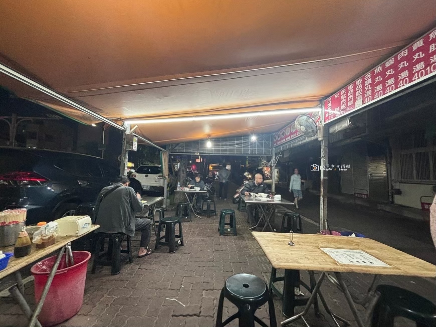 [台南美食]低調的台南小吃  海安路排隊傳說  老字號銅板美食｜福生小食店(福生小吃) @城市少女阿璇