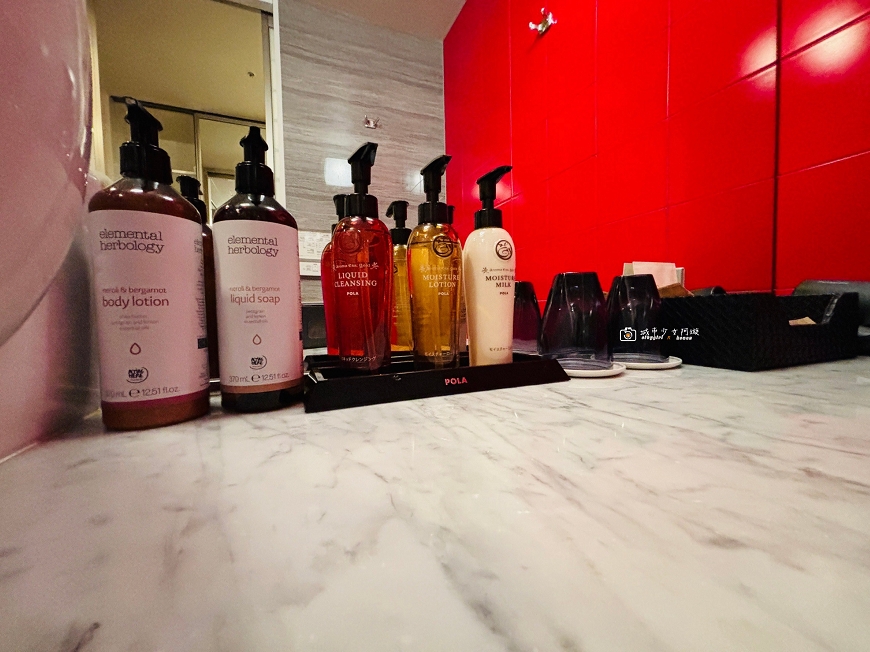 [日本旅遊]步行即到狸小路！逛街吃飯都方便的星級住宿，自由行札幌住宿推薦｜札幌美居酒店(Mercure Sapporo) @城市少女阿璇