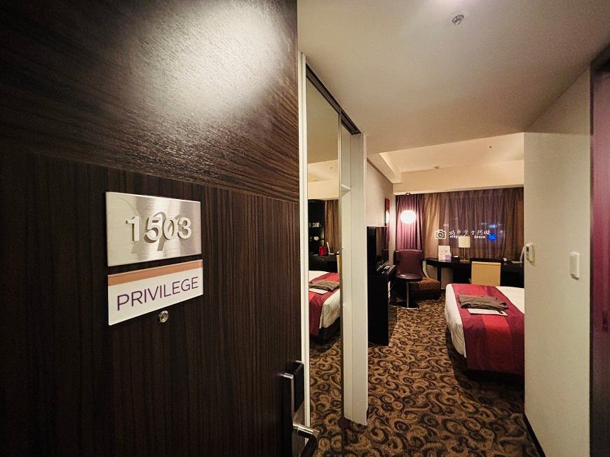 [日本旅遊]步行即到狸小路！逛街吃飯都方便的星級住宿，自由行札幌住宿推薦｜札幌美居酒店(Mercure Sapporo) @城市少女阿璇