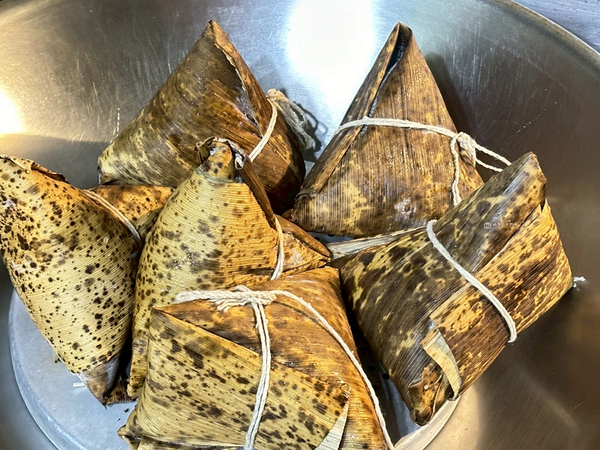 [台南旅遊]好吃又好玩！季節限定黑橋牌臺南粽，免門票香腸主題觀光工廠，台南親子景點推薦｜黑橋牌香腸博物館 @城市少女阿璇