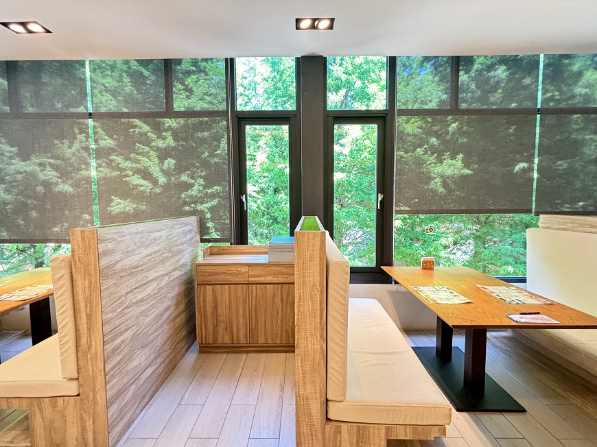 [南投餐廳] 埔里森林系餐廳，水與松萌萌園的綠意餐桌，可愛小動物療癒園區｜水與松萌萌園 x 望林餐廳 @城市少女阿璇