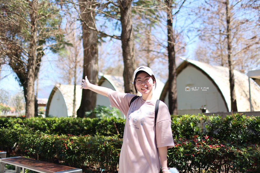 [南投餐廳] 埔里森林系餐廳，水與松萌萌園的綠意餐桌，可愛小動物療癒園區｜水與松萌萌園 x 望林餐廳 @城市少女阿璇