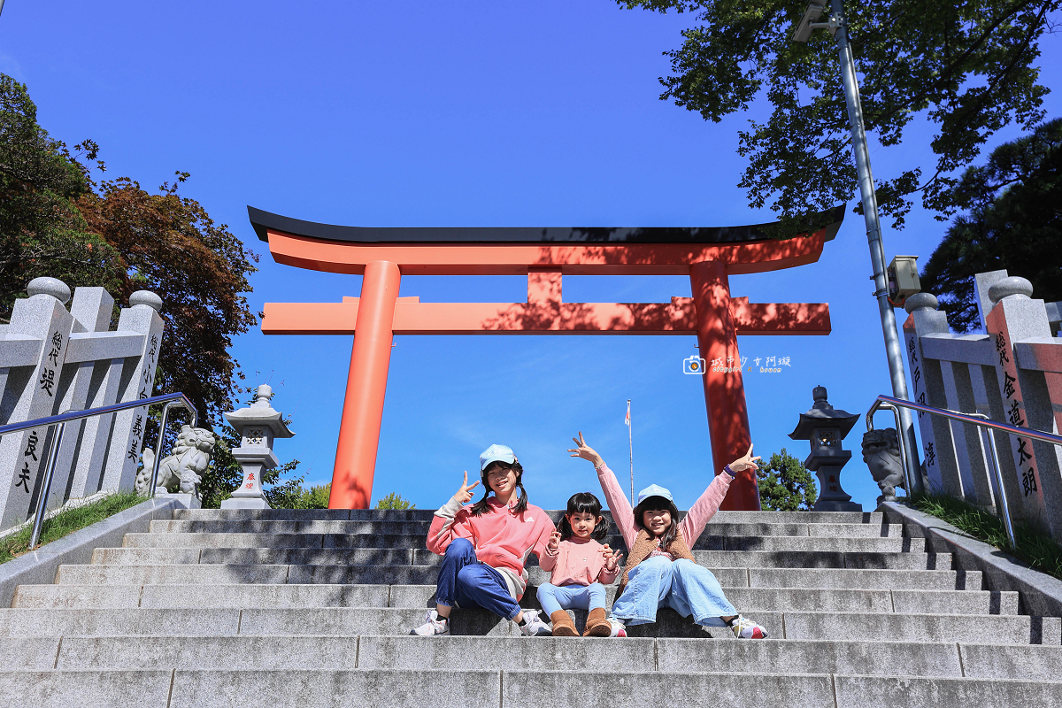 [日本旅遊] 北海道自由行推薦｜湯倉神社，神兔御守、魷魚籤詩、健康守護、寵物祈福神社 @城市少女阿璇