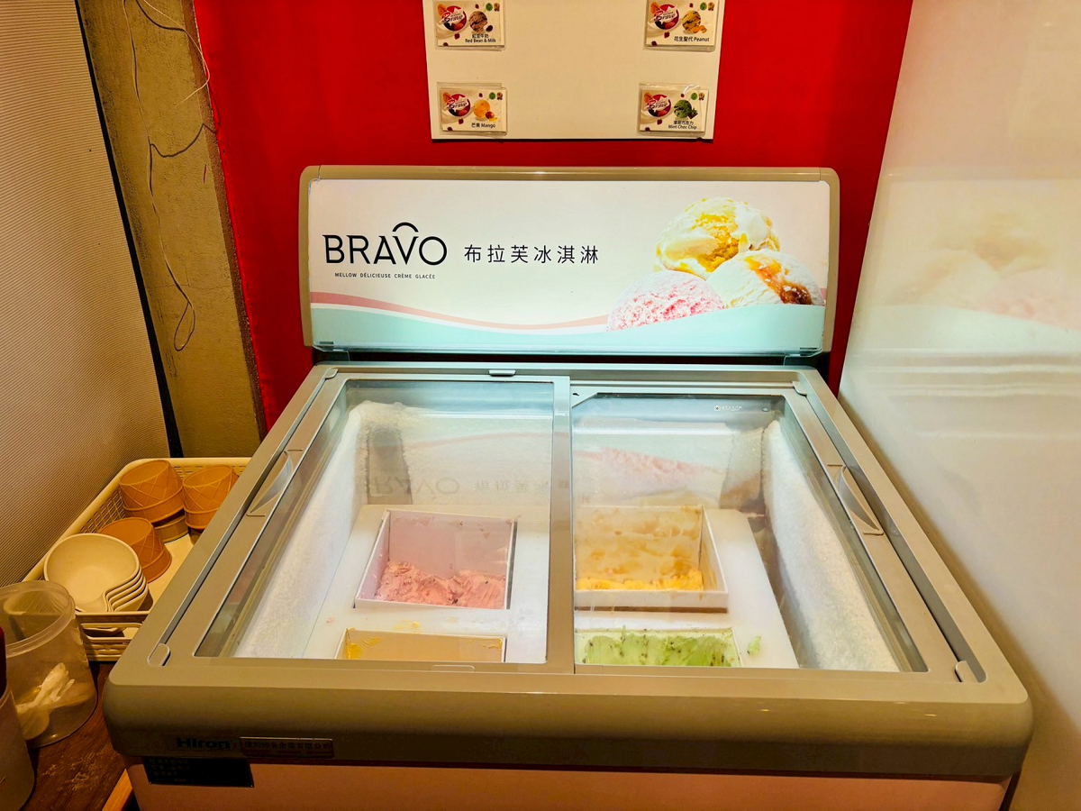 [台南美食]冬季火鍋進補首選，麻辣鍋、牛肉鍋、鱉火鍋一次滿足｜辣麼牛川味麻辣火鍋 @城市少女阿璇