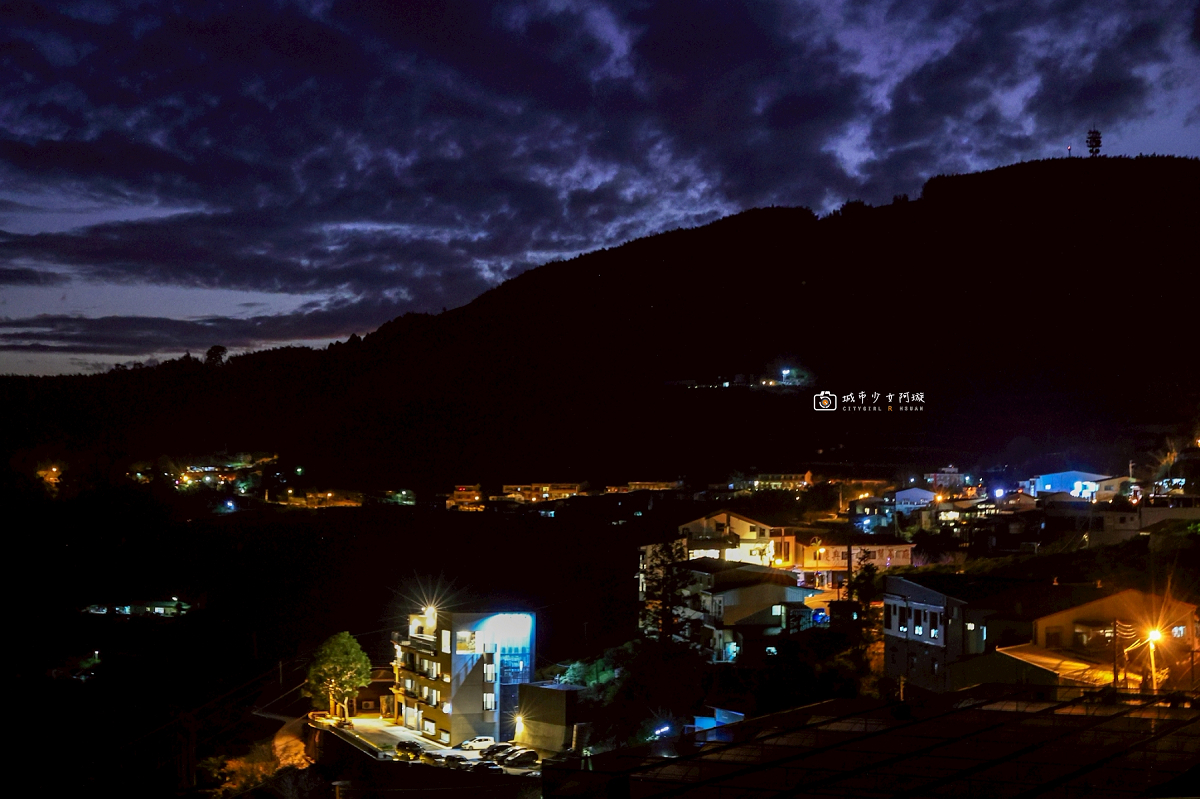 [嘉義住宿] 阿里山隙頂住宿首選，房內欣賞日出雲海、無邊際泳池、頂樓放空、奢華度假｜璦勒芬莊園民宿 @城市少女阿璇