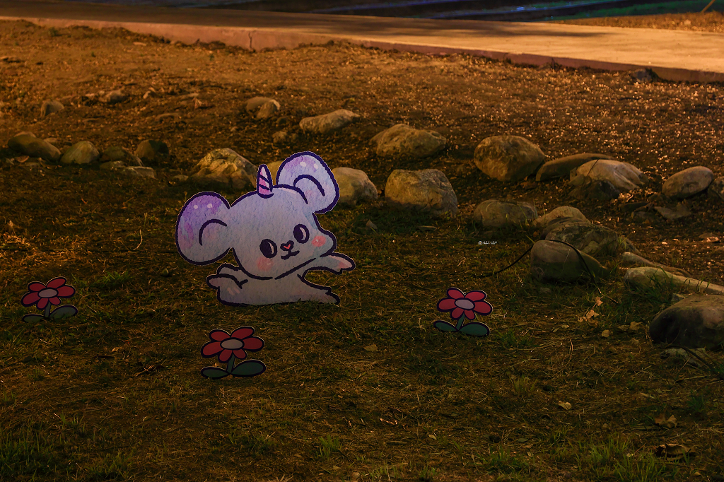 [台南活動]2026新營波光節，湖畔微光7件夢幻作品，首度結合潮流IP及科技互動裝置活潑登場！ @城市少女阿璇