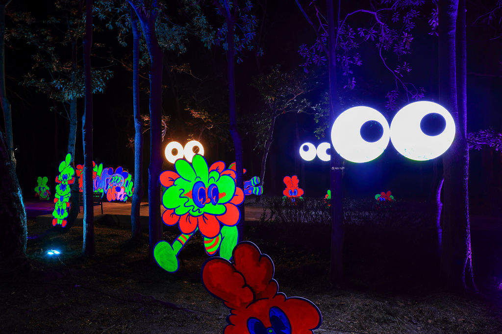 [台南活動]2026新營波光節，湖畔微光7件夢幻作品，首度結合潮流IP及科技互動裝置活潑登場！ @城市少女阿璇