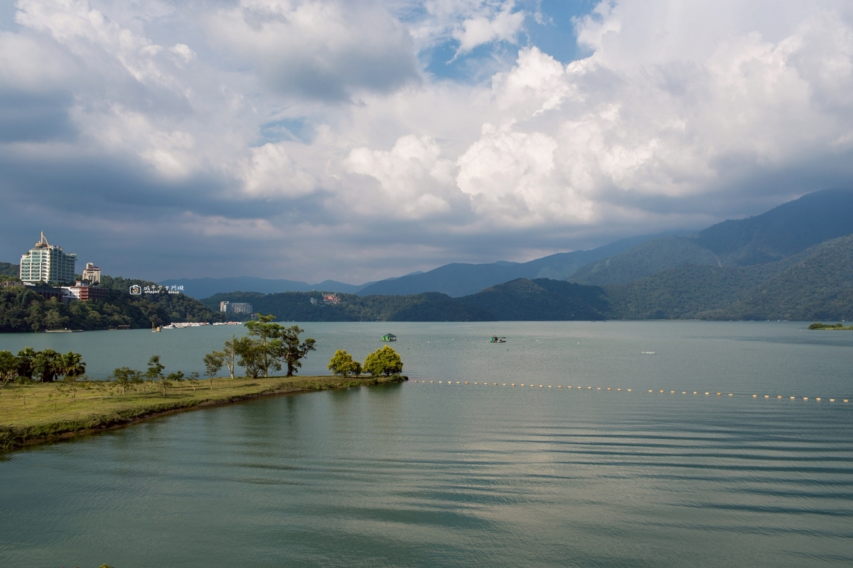 [南投旅遊]搭乘台灣好行日月潭線追櫻花，南投二日遊輕鬆玩，日月潭順遊景點推薦 @城市少女阿璇