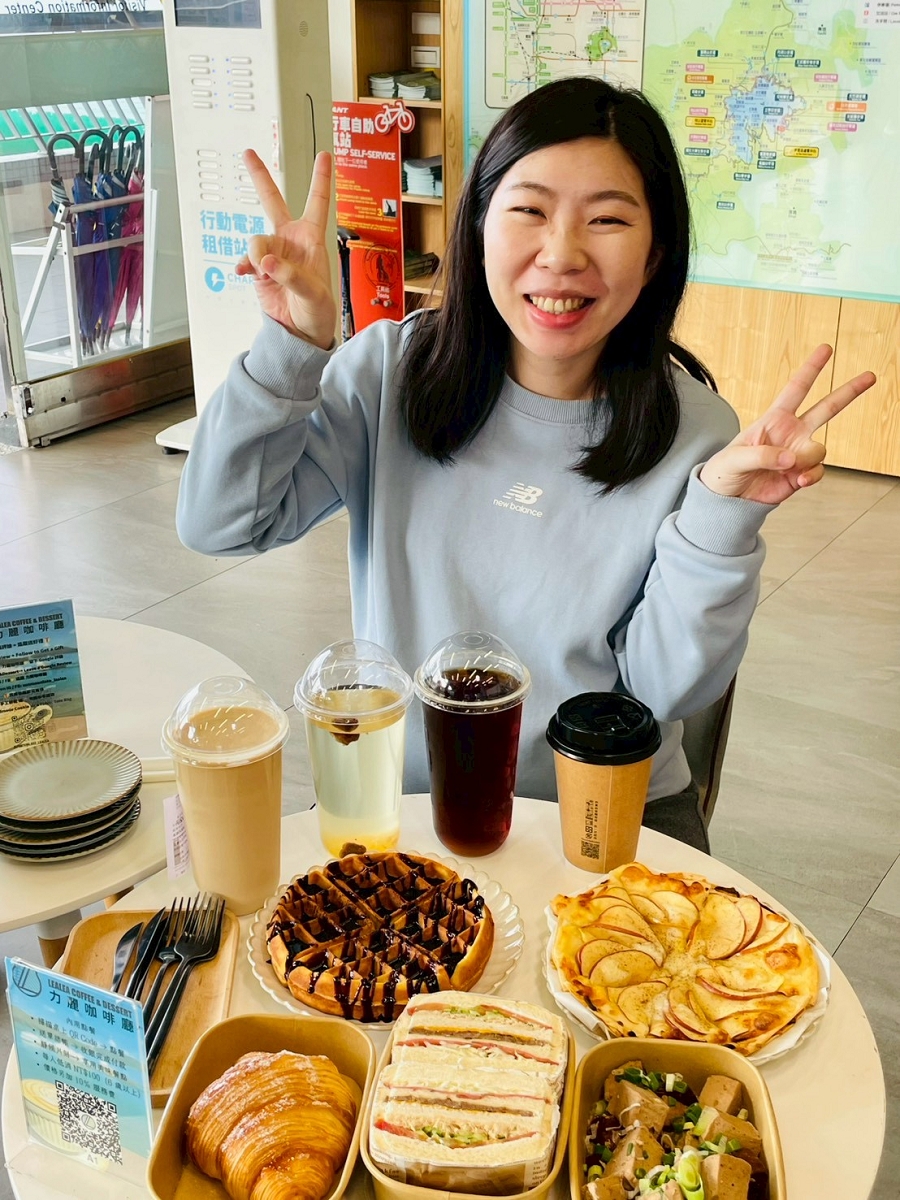 [南投旅遊]搭乘台灣好行日月潭線追櫻花，南投二日遊輕鬆玩，日月潭順遊景點推薦 @城市少女阿璇