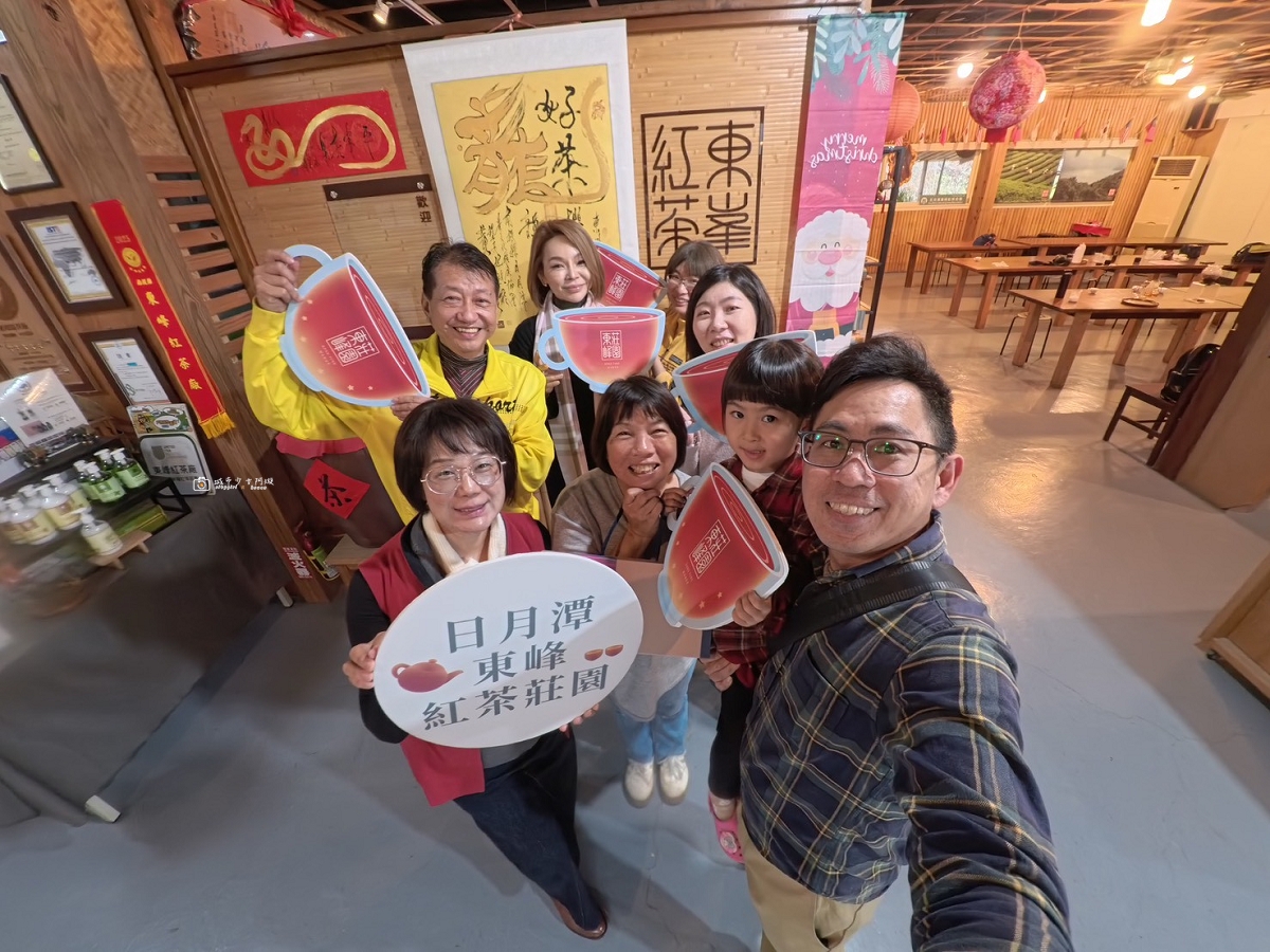 [南投旅遊]搭乘台灣好行日月潭線追櫻花，南投二日遊輕鬆玩，日月潭順遊景點推薦 @城市少女阿璇