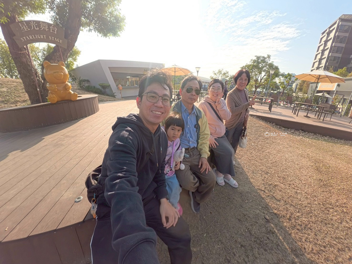 [嘉義住宿]新悦花園酒店住一晚，旋轉木馬、小火車、溜滑梯主題房一次滿足｜嘉義親子住宿推薦｜新悦花園酒店Hsin Hotel @城市少女阿璇