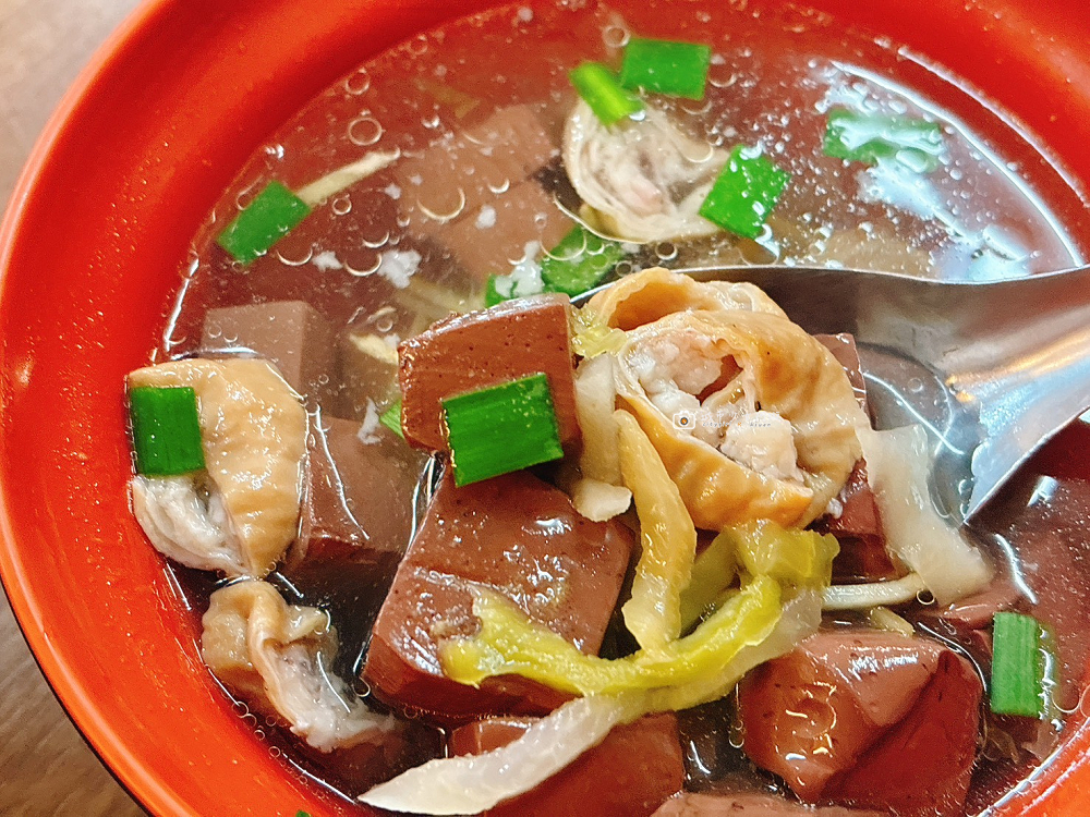 [南投美食]魚池市場美食推薦！南投意麵、臭豆腐一次滿足｜魚池鄉台灣小吃 @城市少女阿璇