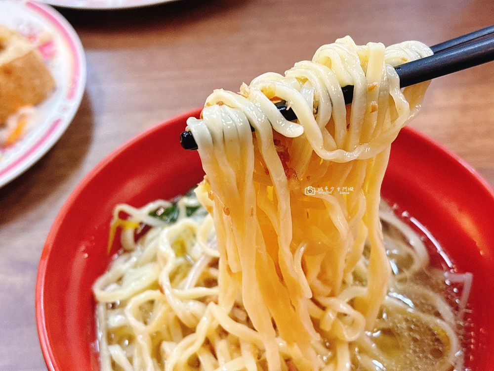 [南投美食]魚池市場美食推薦！南投意麵、臭豆腐一次滿足｜魚池鄉台灣小吃 @城市少女阿璇