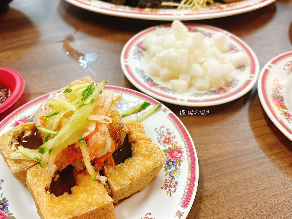 [南投美食]魚池市場美食推薦！南投意麵、臭豆腐一次滿足｜魚池鄉台灣小吃 @城市少女阿璇
