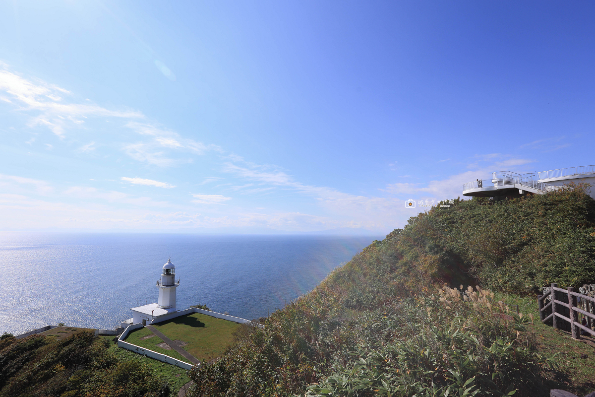 [日本旅遊] 北海道自由行推薦｜室蘭人氣景點！百年燈塔、幸福之鐘、地平線絕景｜北海道百景第一名-地球岬 @城市少女阿璇