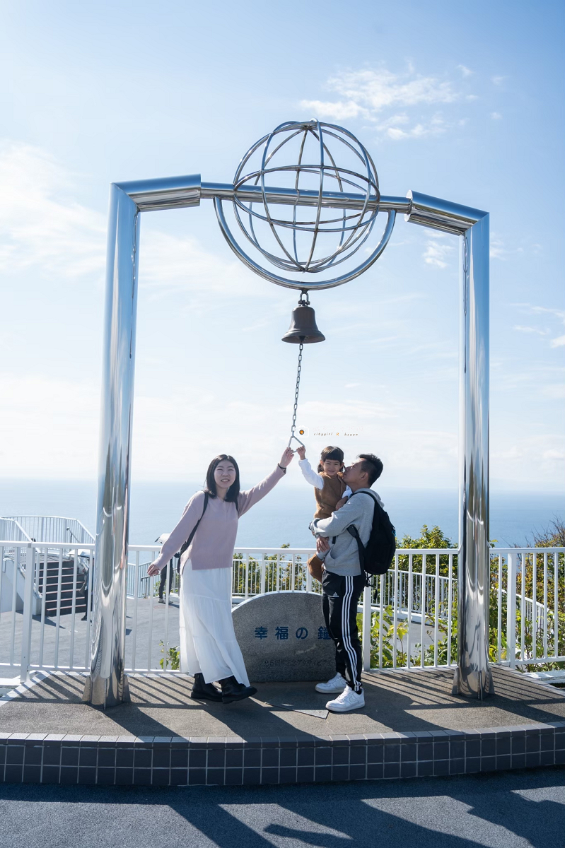 [日本旅遊] 北海道自由行推薦｜室蘭人氣景點！百年燈塔、幸福之鐘、地平線絕景｜北海道百景第一名-地球岬 @城市少女阿璇