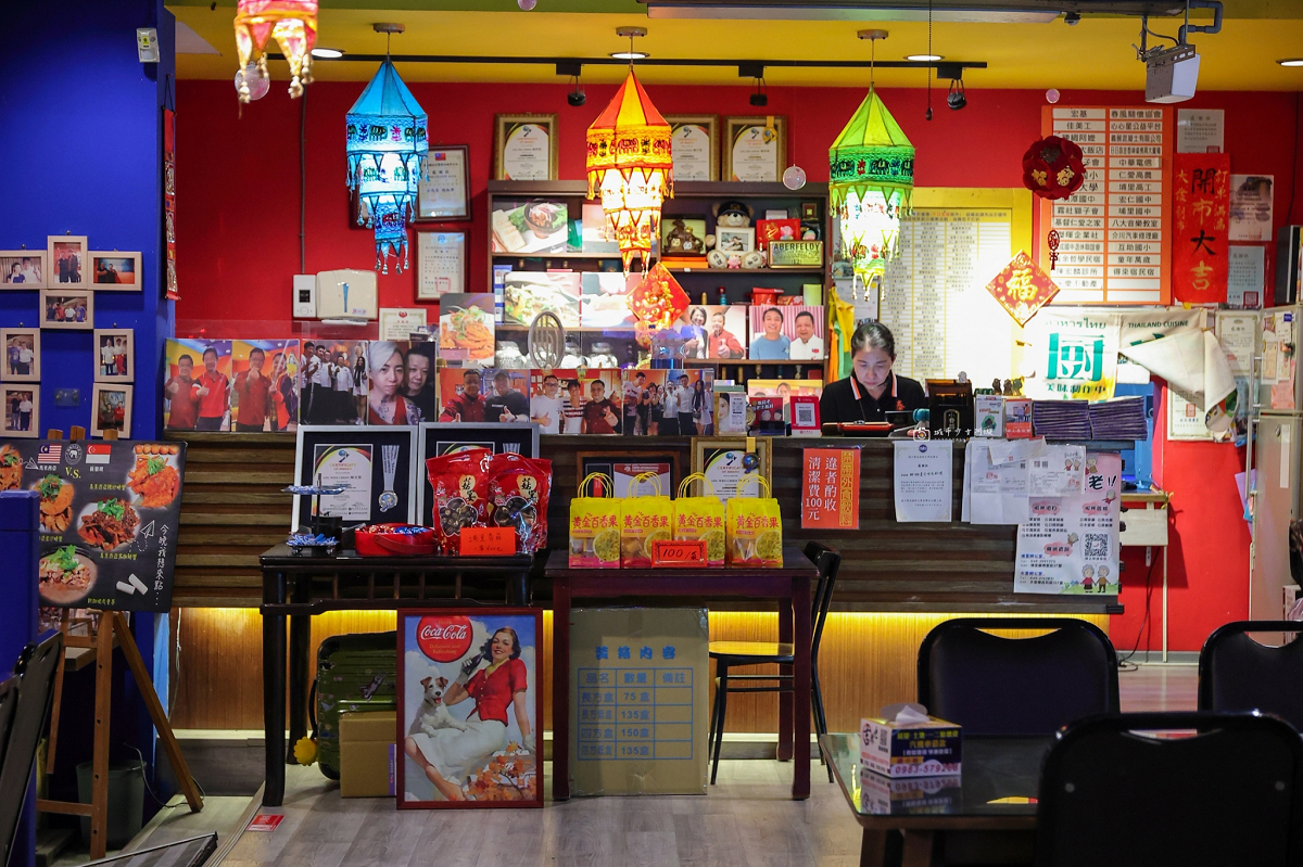 [南投美食]埔里人氣泰式料理二訪！聚餐合菜、家庭聚會都推薦，來埔里還是想再吃一次｜娜娜泰式時尚料理 @城市少女阿璇