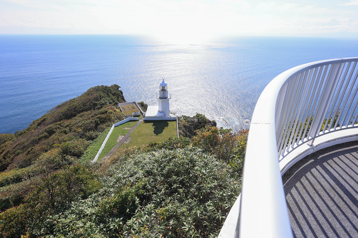 [日本旅遊] 北海道自由行推薦｜室蘭人氣景點！百年燈塔、幸福之鐘、地平線絕景｜北海道百景第一名-地球岬 @城市少女阿璇