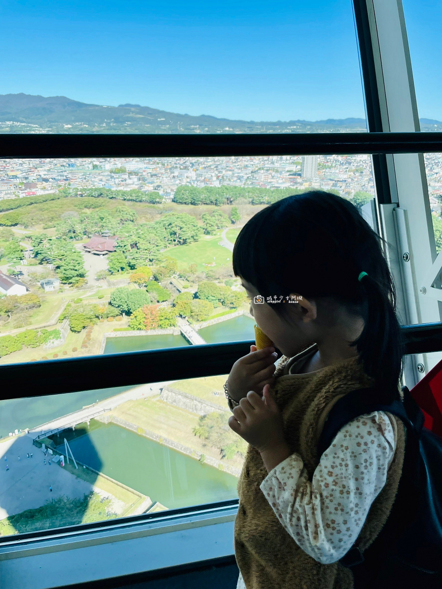 [日本旅遊] 北海道自由行推薦｜函館五稜郭塔必訪！登上90公尺展望台俯瞰星形城堡，函館親子自由行經典景點推薦 @城市少女阿璇
