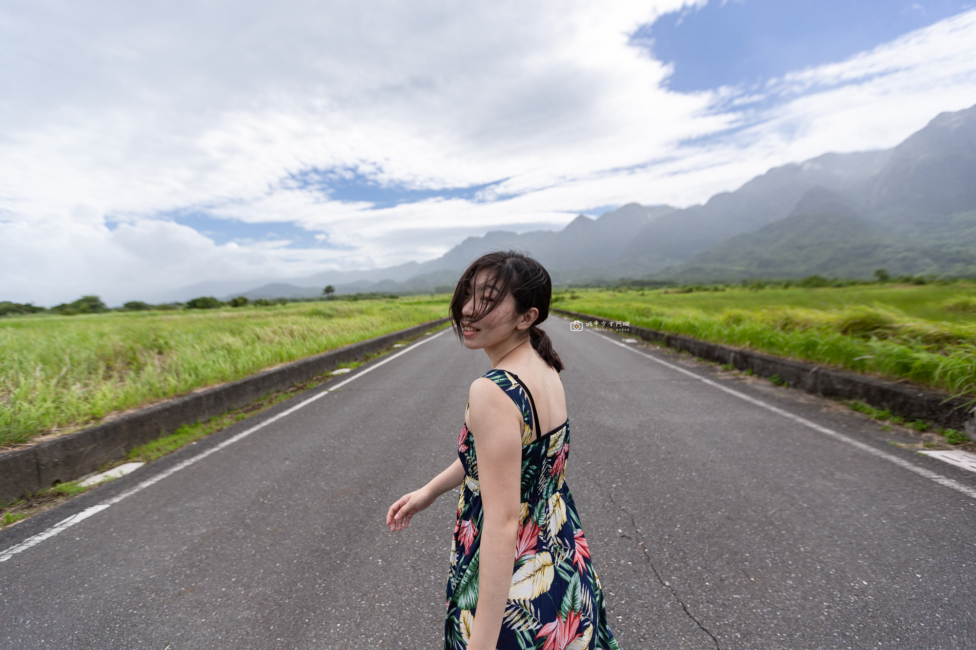 [台東景點]長濱金剛大道，台11線最療癒的筆直稻田，花東旅遊必停景點 @城市少女阿璇