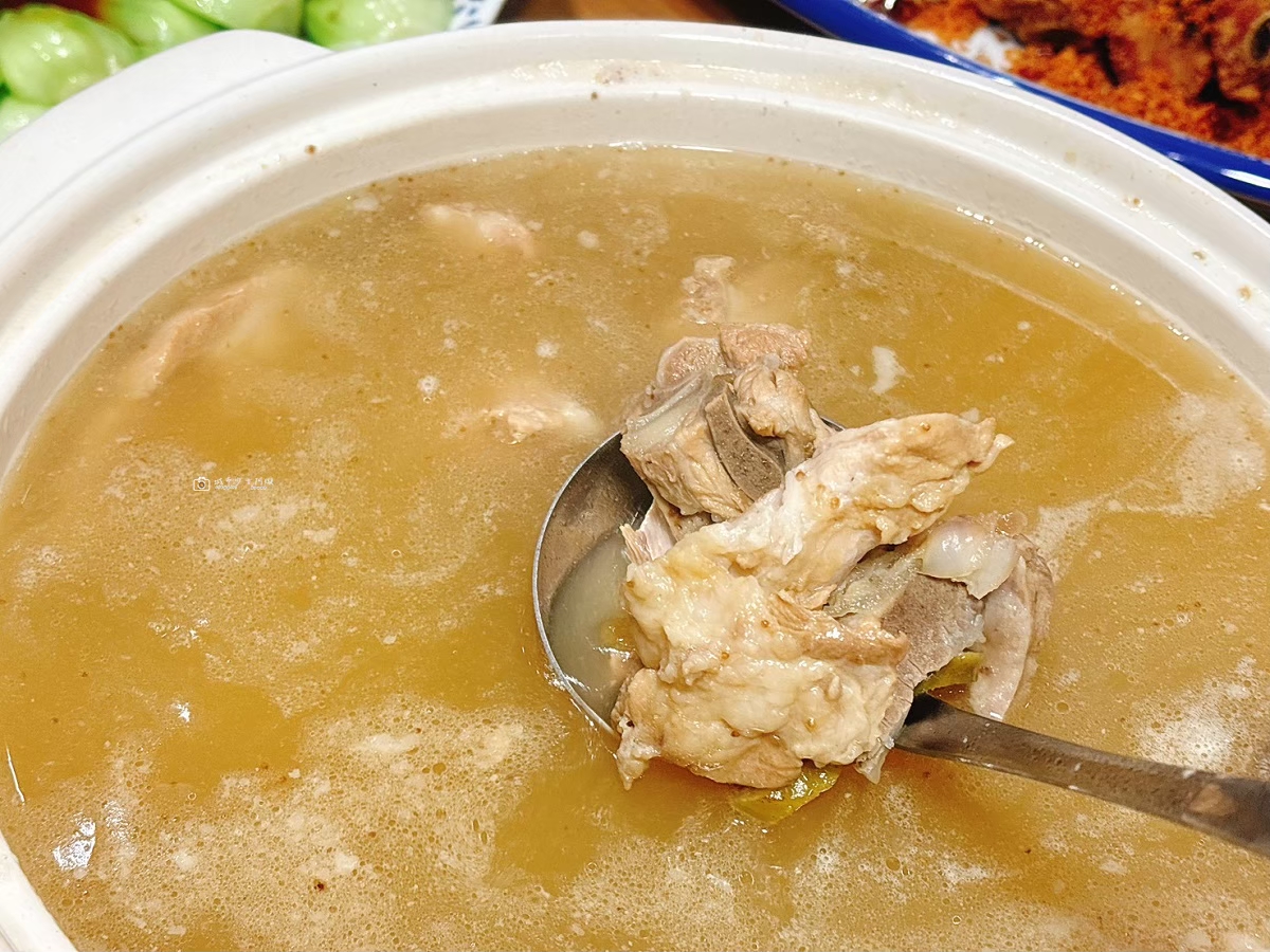 [南投埔里美食]暨南大學裡藏了間粵菜餐廳！八蔘聚 Blossom Chi，環境氣派、吃飽還能逛校園｜櫻花季推薦 @城市少女阿璇