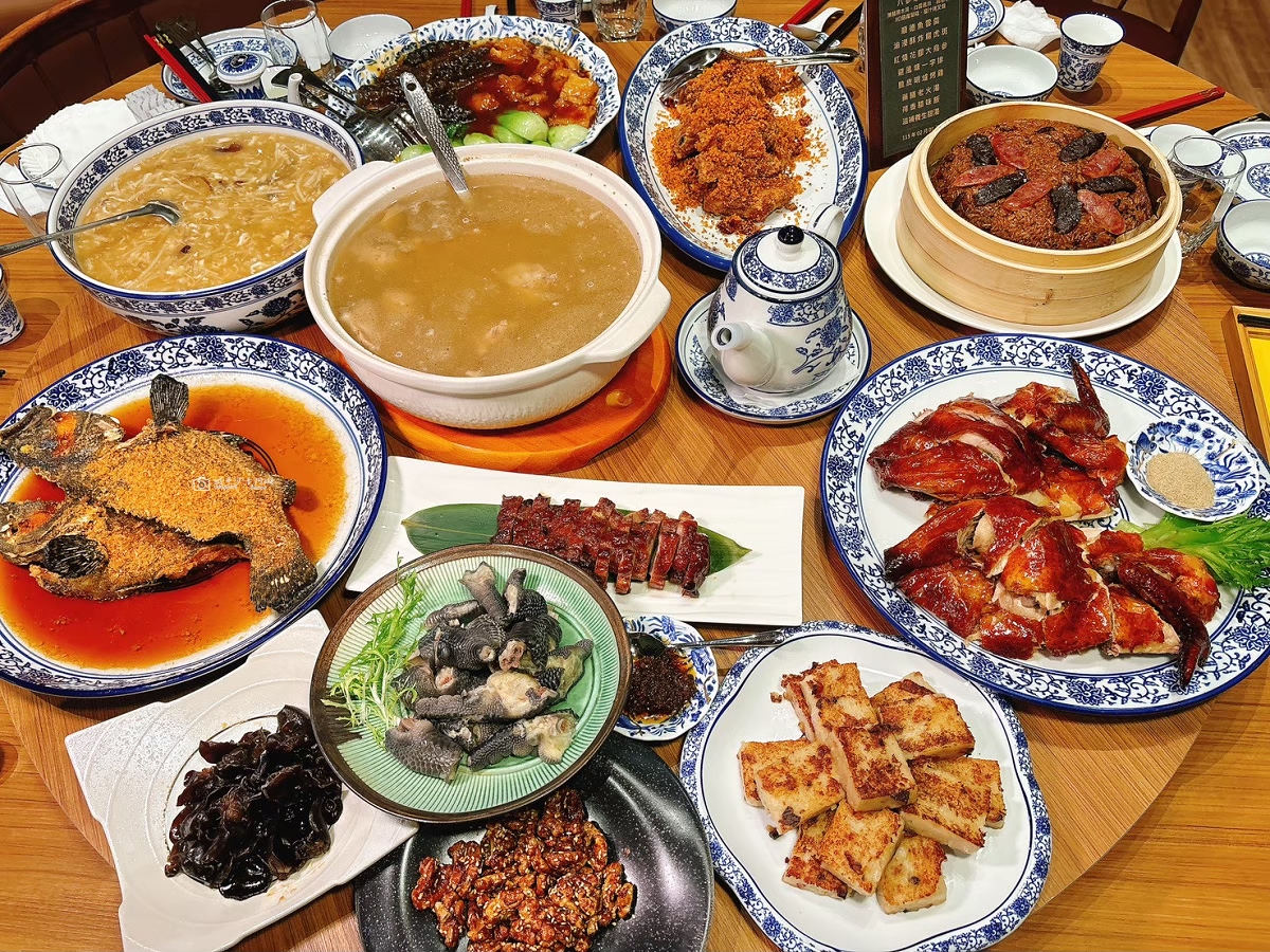 [南投埔里美食]暨南大學裡藏了間粵菜餐廳！八蔘聚 Blossom Chi，環境氣派、吃飽還能逛校園｜櫻花季推薦 @城市少女阿璇