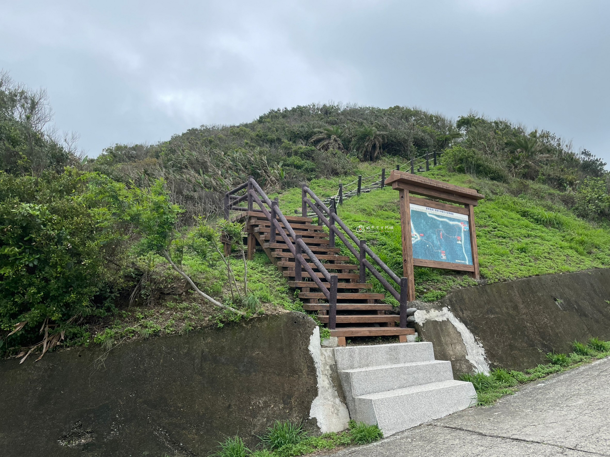[台東景點]南田人文景觀觀景台｜南迴公路上的看海休息站，居高臨下眺望南田海岸 @城市少女阿璇