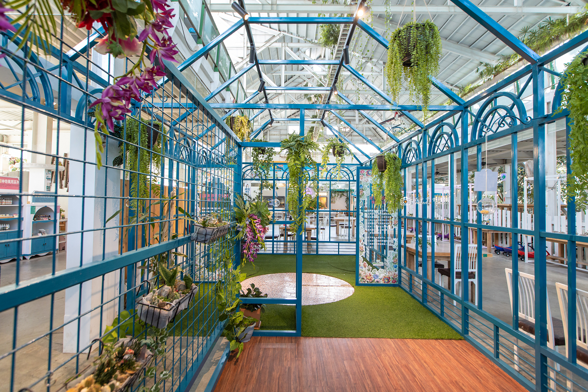 [宜蘭景點] 香草菲菲芳香植物博物館｜夢幻玻璃花園餐廳、二樓空中走道、親子遊戲區 @城市少女阿璇