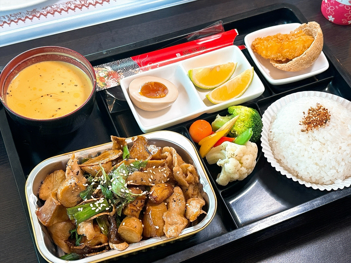 [台南景點] 玉井虎頭山瑪莎園｜俯瞰山景的老牌景觀餐廳，玻璃屋與庭園美景，在地水果入菜 @城市少女阿璇