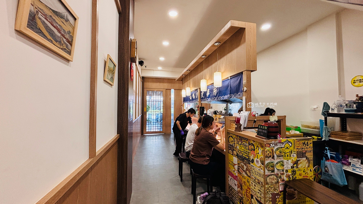 [台南美食] 新營鄉寓食事所｜厚切豬排丼飯、豚骨拉麵，高CP值日式風格餐廳 @城市少女阿璇