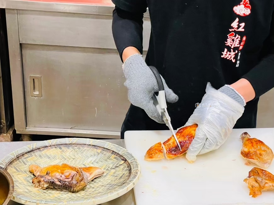 [台南美食] 關子嶺紅雞城｜關子嶺甕缸雞、熱炒山產合菜推薦 @城市少女阿璇