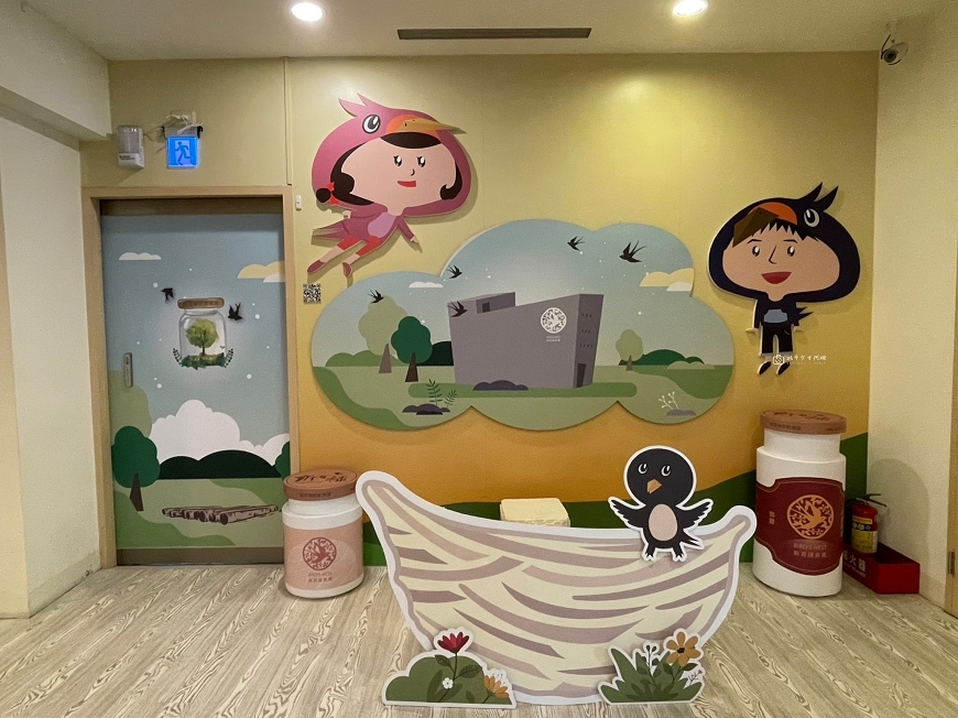 [台南景點] 新百祿燕窩觀光工廠｜免費參觀認識燕窩，冰糖燕窩DIY自己挑燕毛 @城市少女阿璇