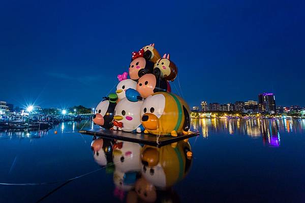 [台南活動]15公尺高水上漂浮巨萌「TsumTsum」必拍迪士尼慶典好逛好好玩 @城市少女阿璇