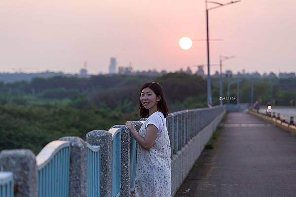 [台南景點]季節限定 超浪漫白雪地毯   夢幻甜根子草超好拍│台南甜根子草花海 @城市少女阿璇